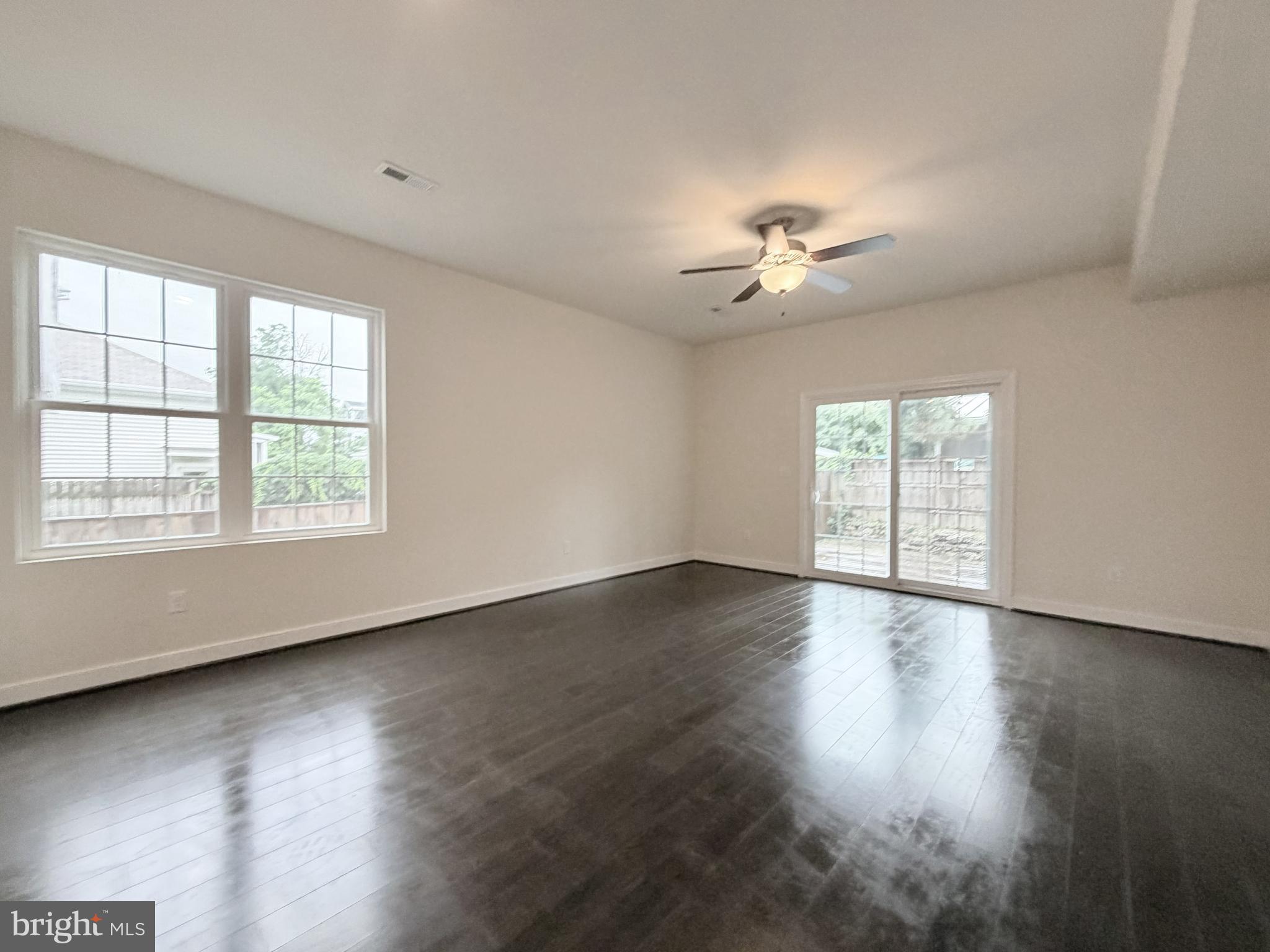 DOWNTOWN FREDERICKSBURG - Residential