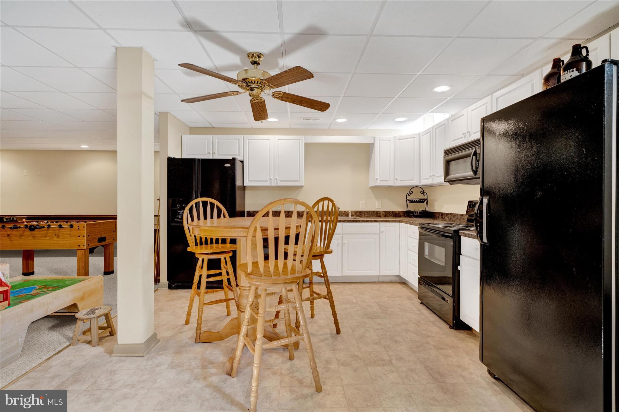 ESTATES AT BROOKSIDE - Residential