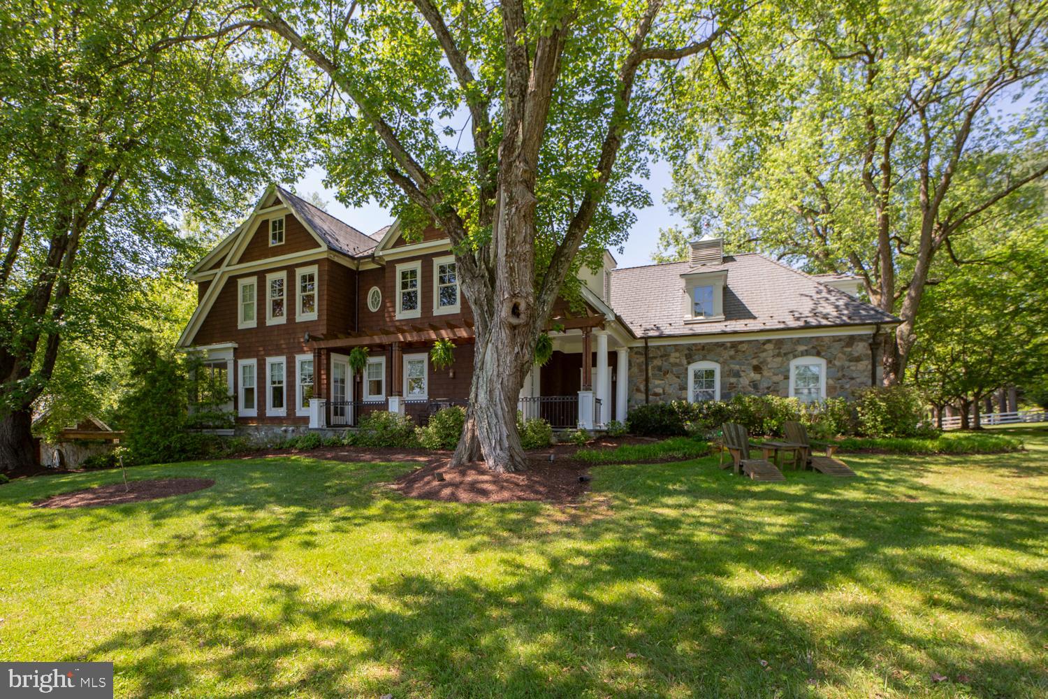POTOMAC OUTSIDE - Residential