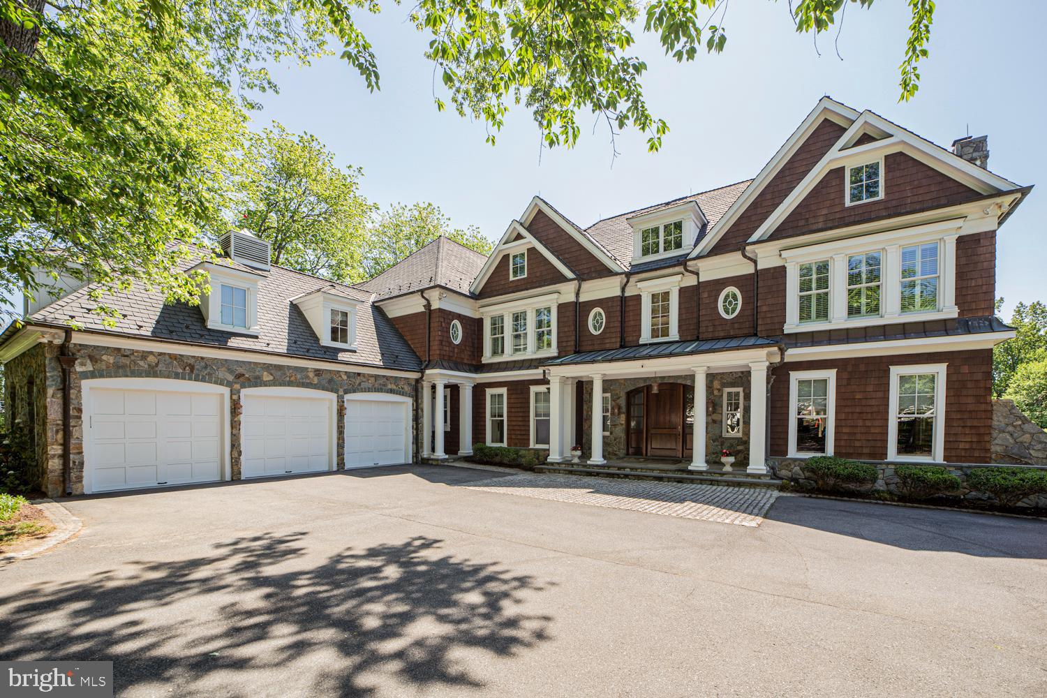 POTOMAC OUTSIDE - Residential