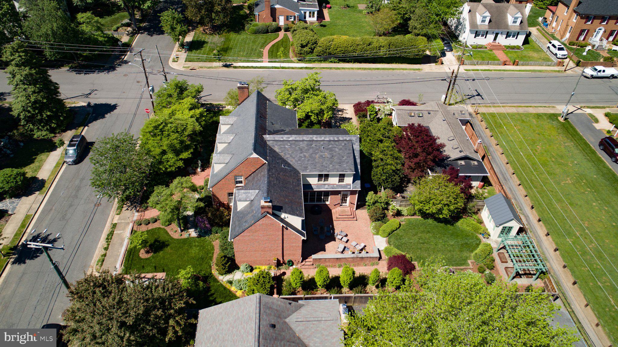 COLLEGE TERRACE - Residential