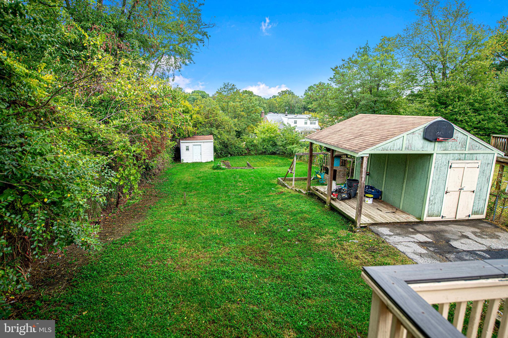 HILLENDALE PARK - Residential