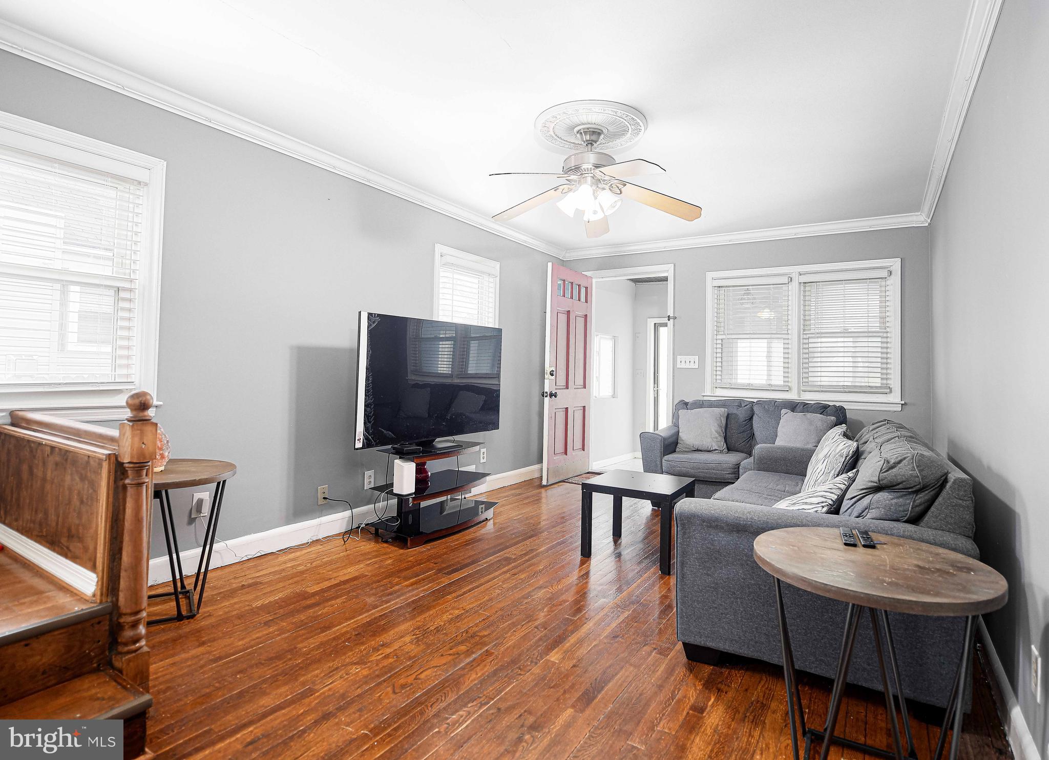 HILLENDALE PARK - Residential