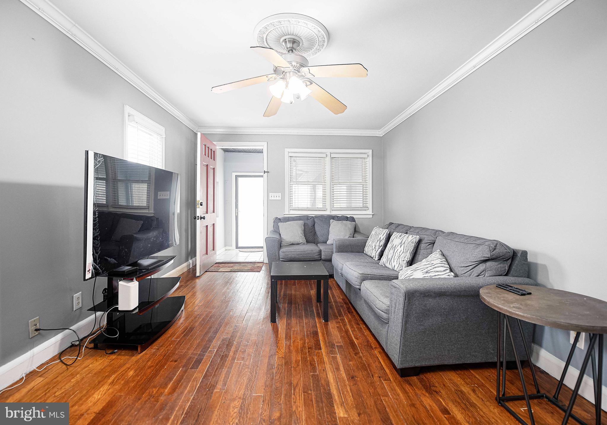 HILLENDALE PARK - Residential