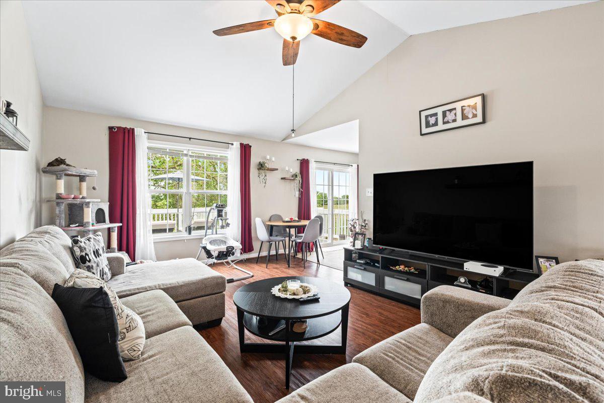 NOTTINGHAM MEADOWS - Residential