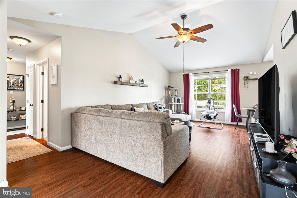 NOTTINGHAM MEADOWS - Residential