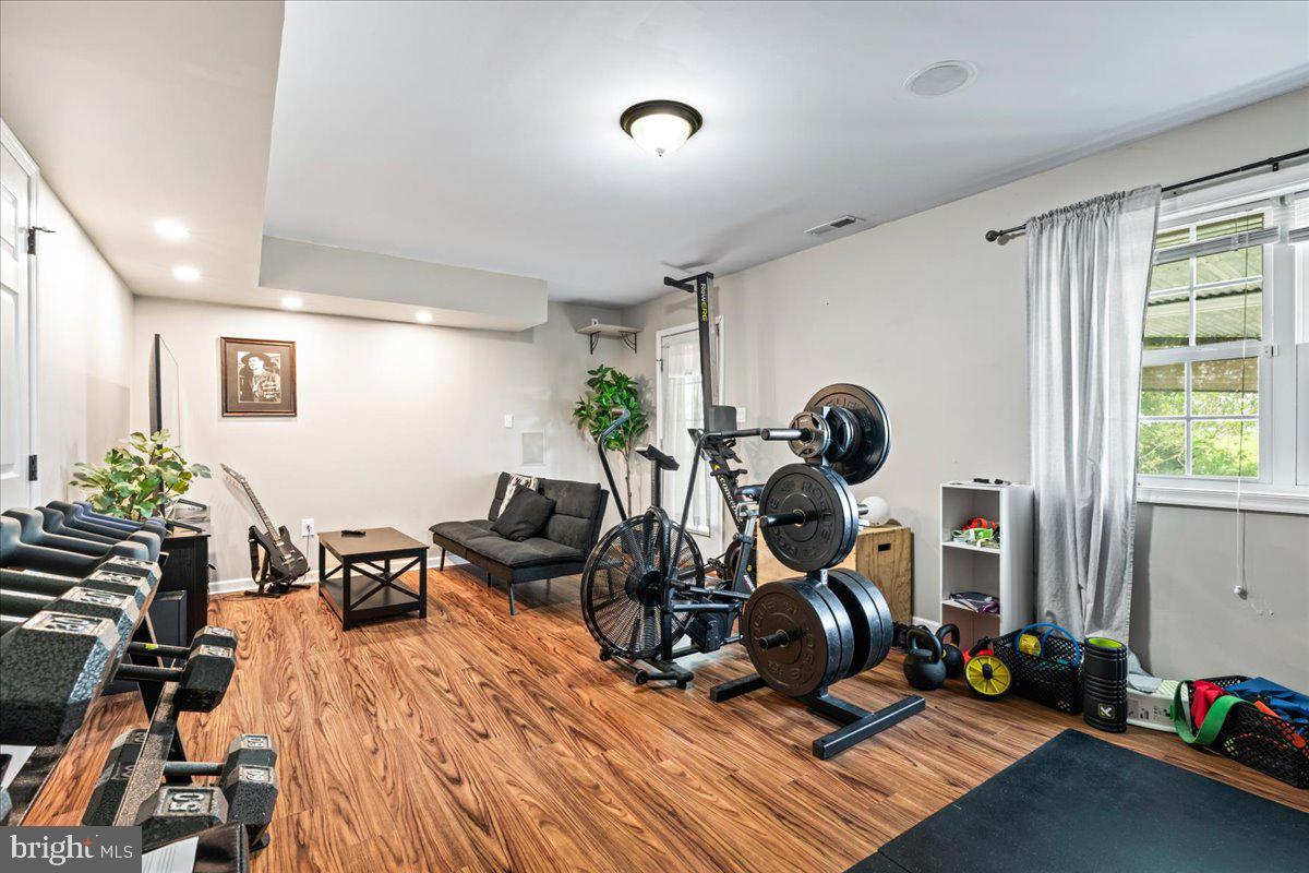 NOTTINGHAM MEADOWS - Residential