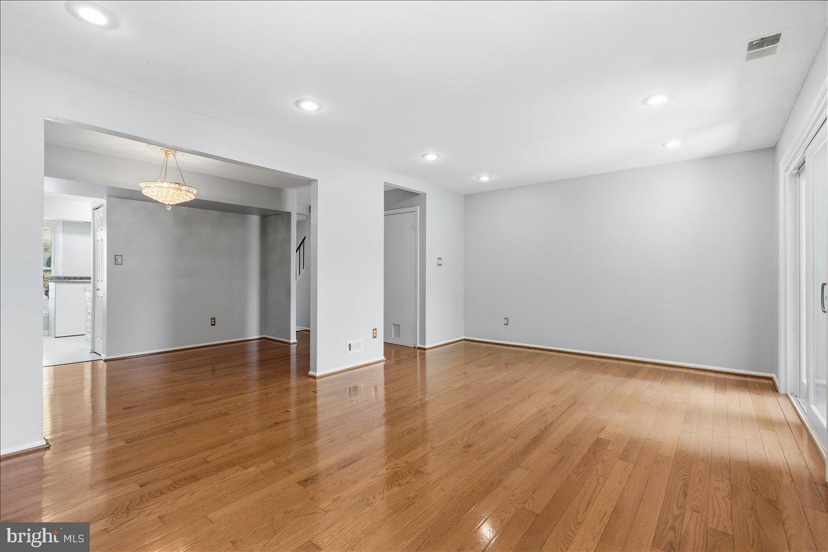 KEENE MILL WOODS - Residential