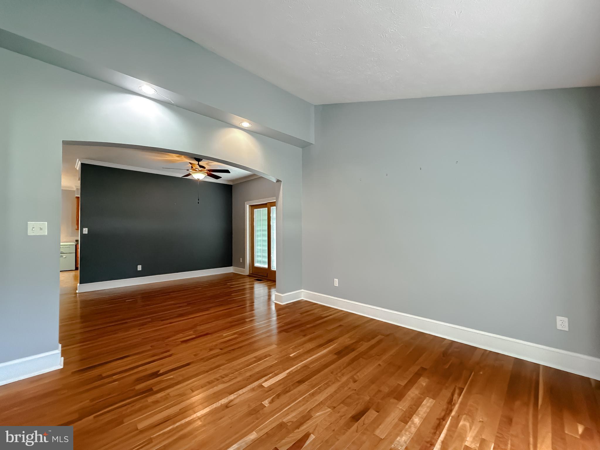 SOCIETY HILL - Residential