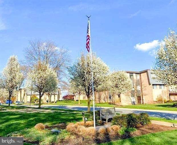 STEVENSON VILLAGE CONDO - Residential