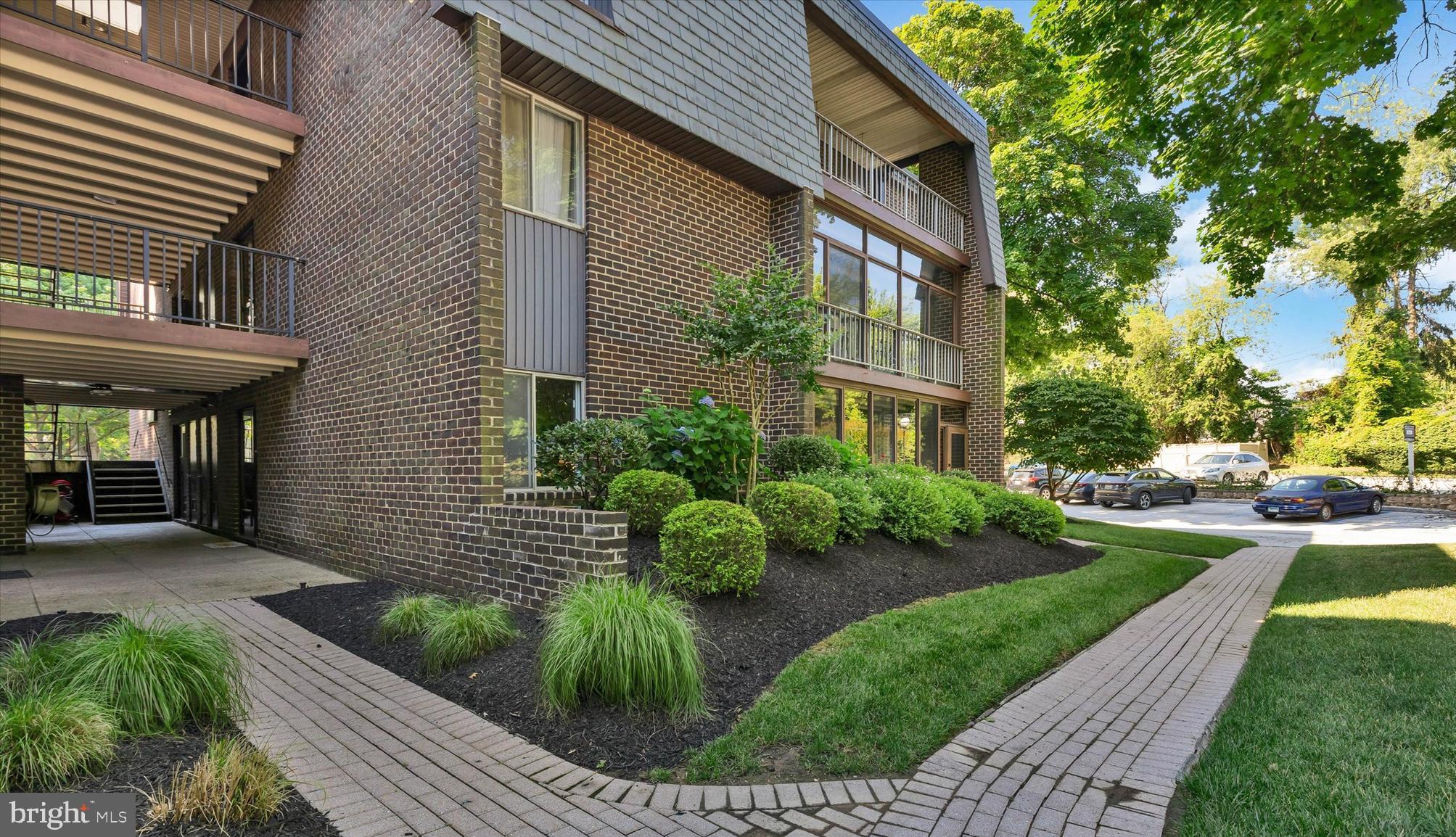 STEVENSON VILLAGE CONDO - Residential