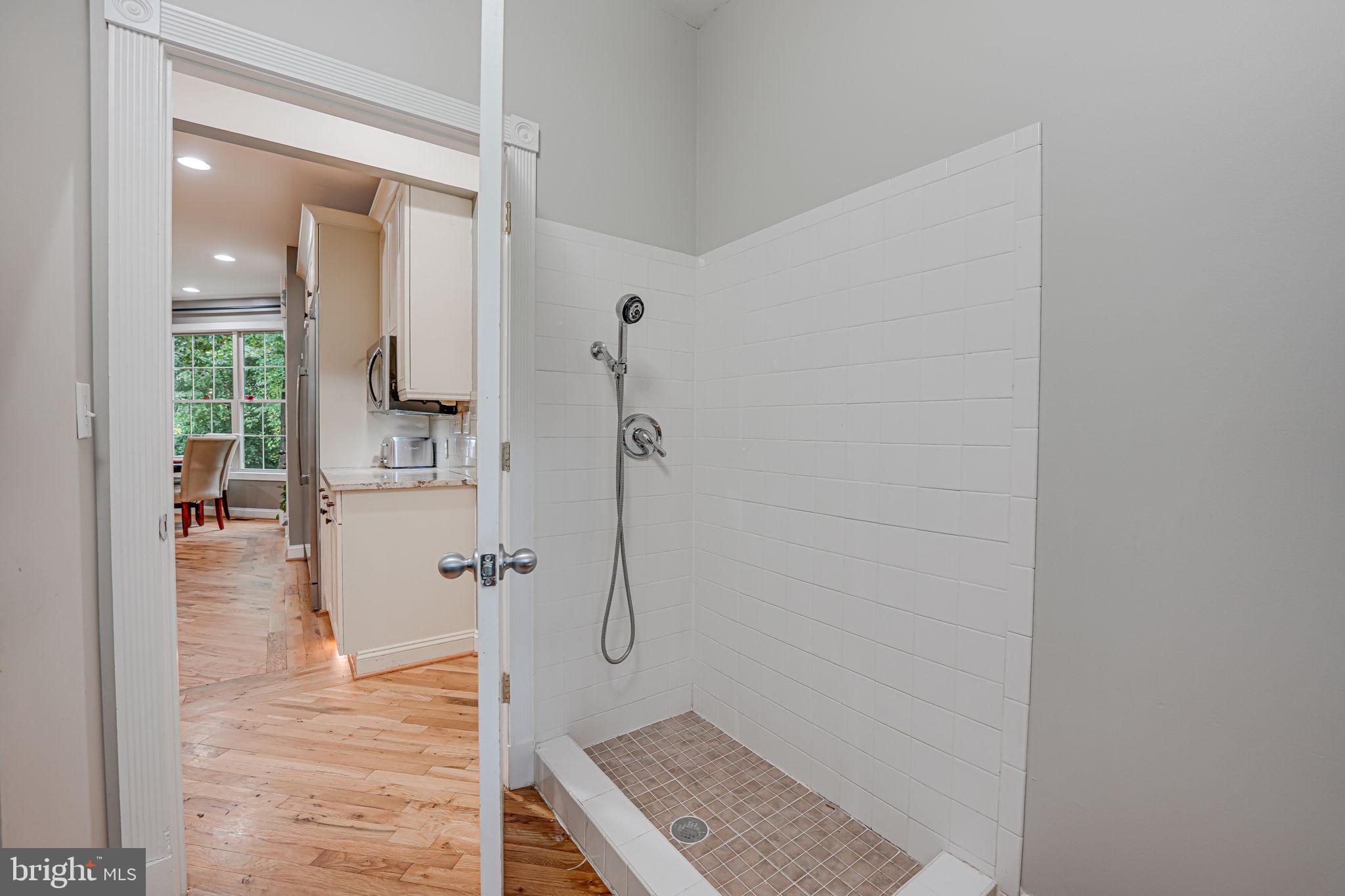 SEVEN LAKES - Residential