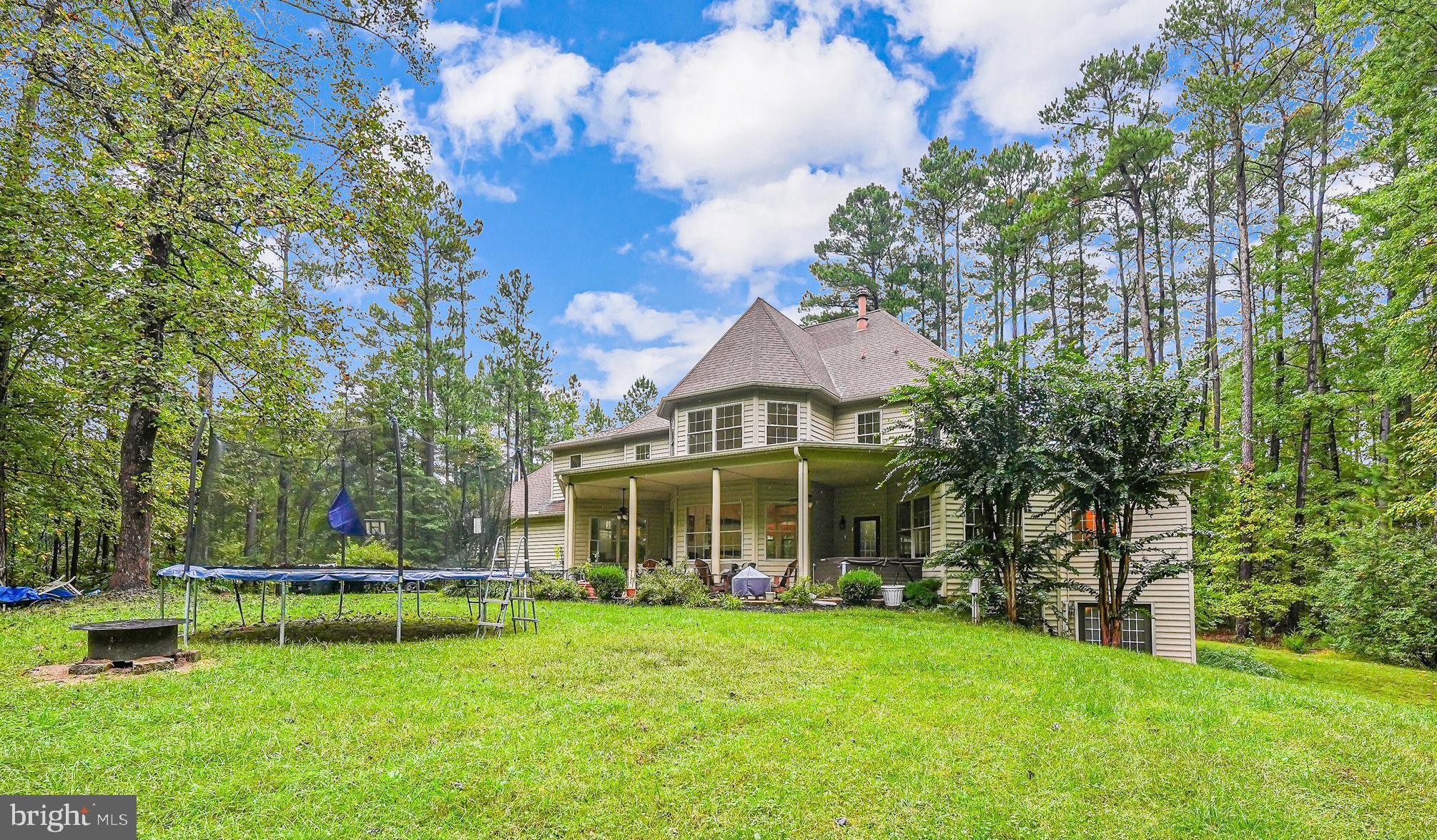 SEVEN LAKES - Residential