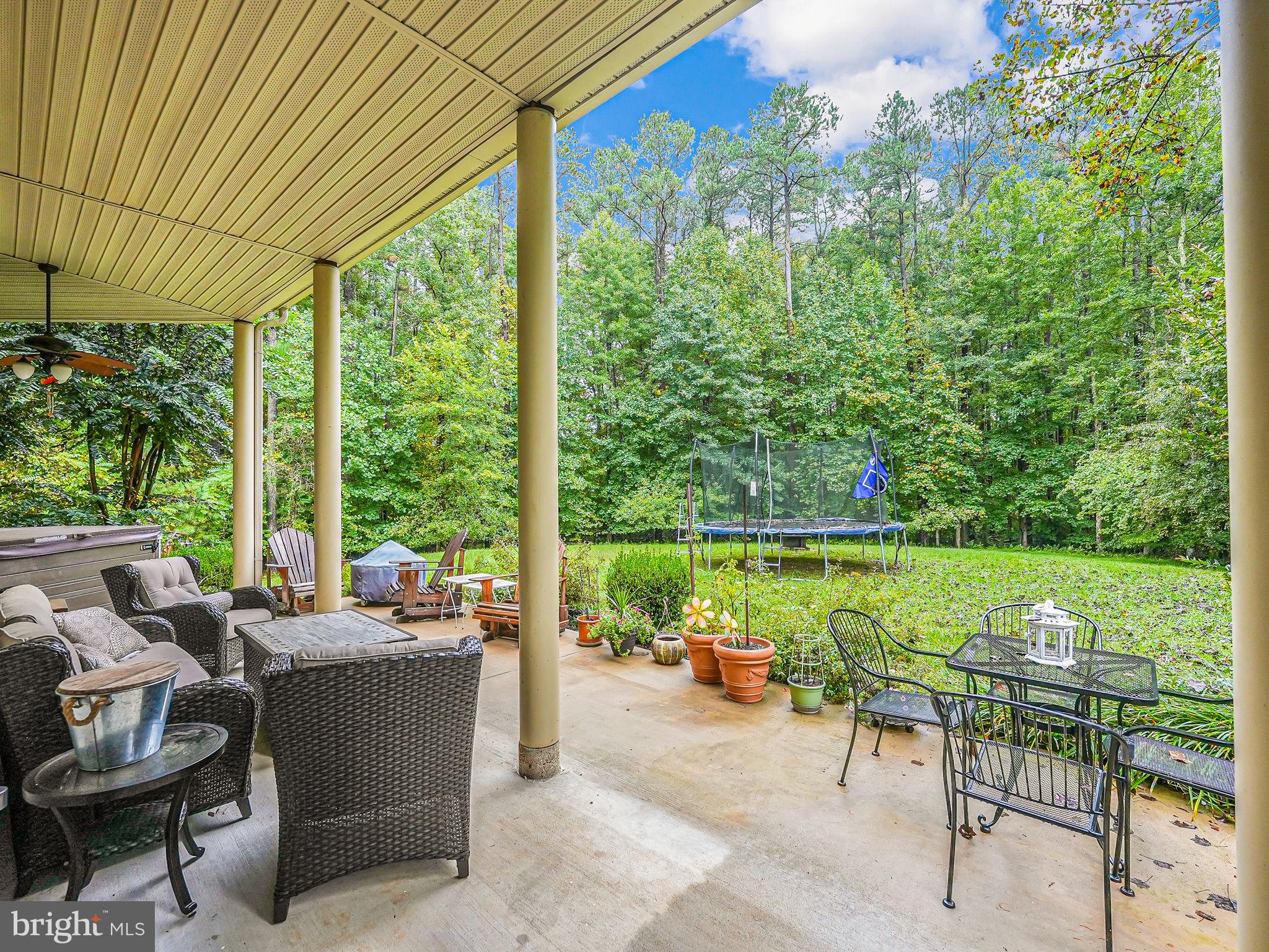 SEVEN LAKES - Residential