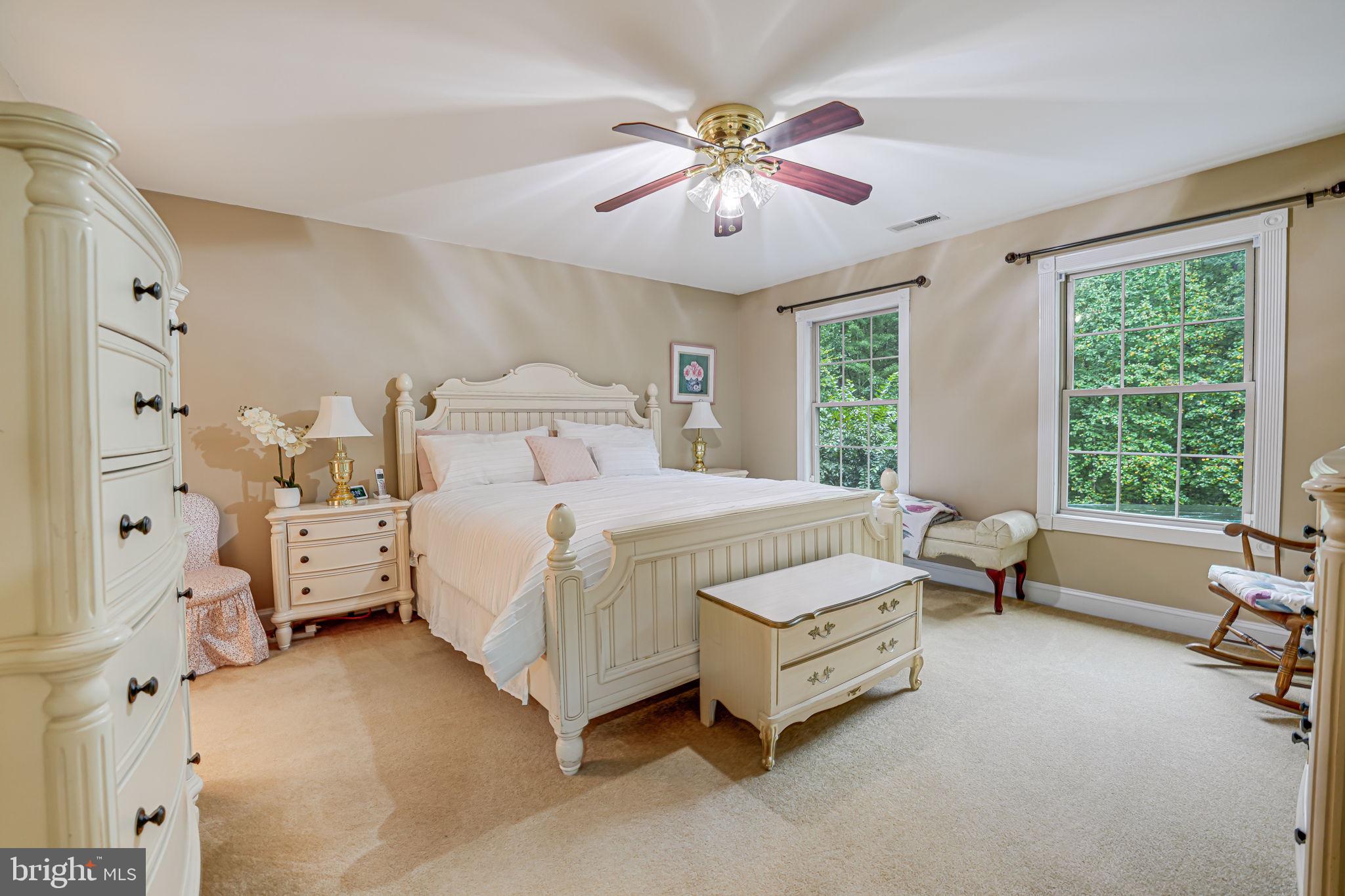 SEVEN LAKES - Residential