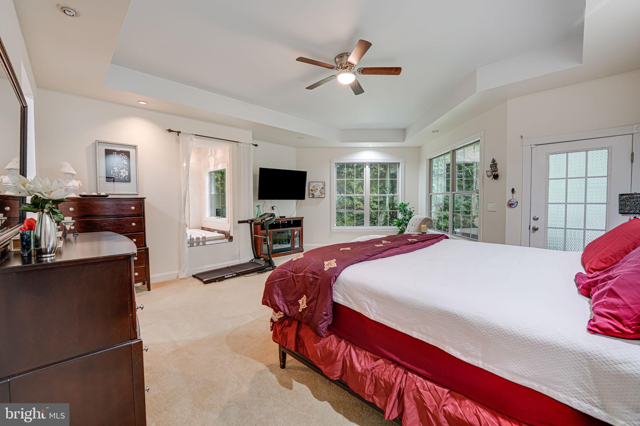SEVEN LAKES - Residential