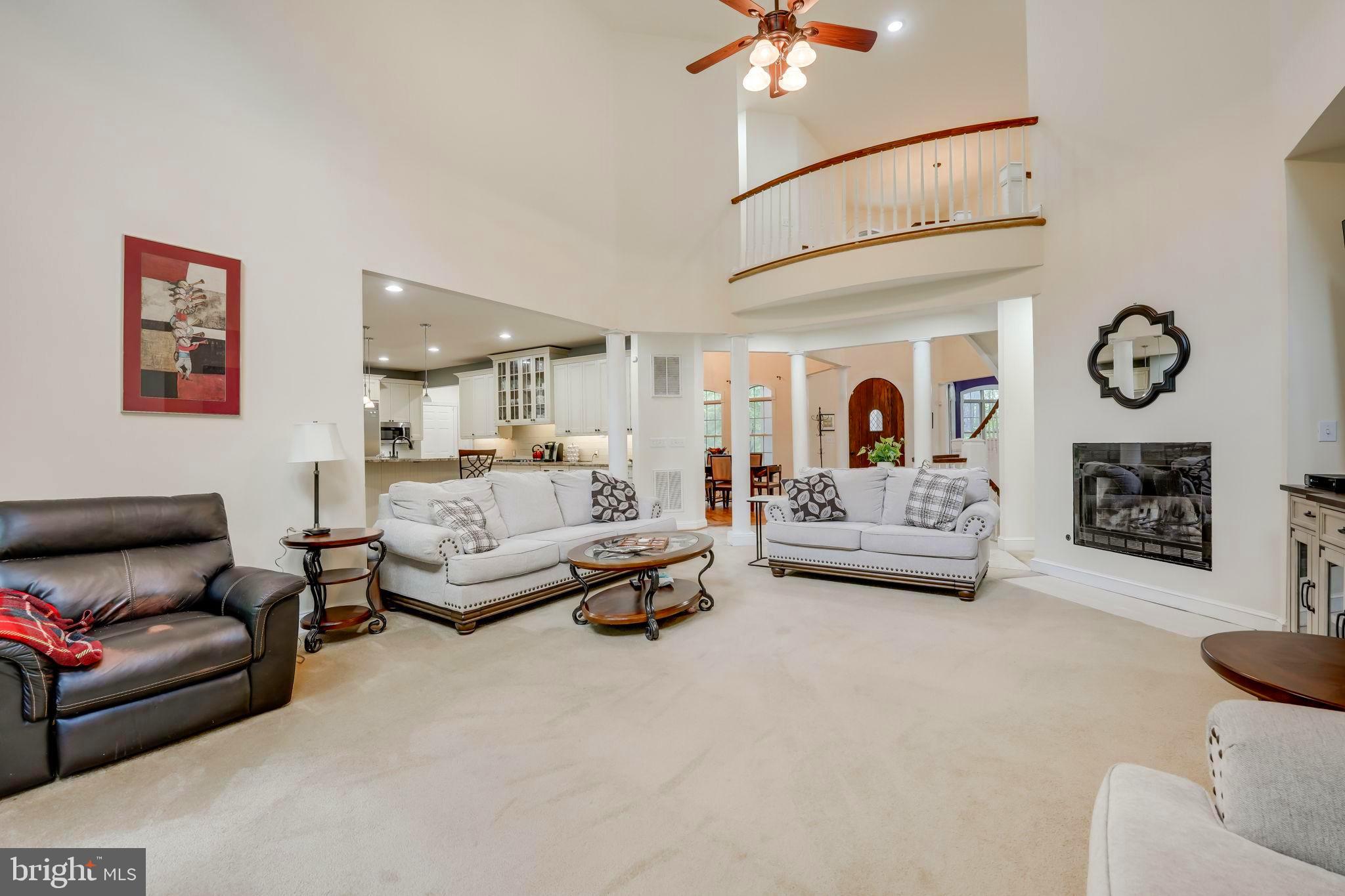 SEVEN LAKES - Residential