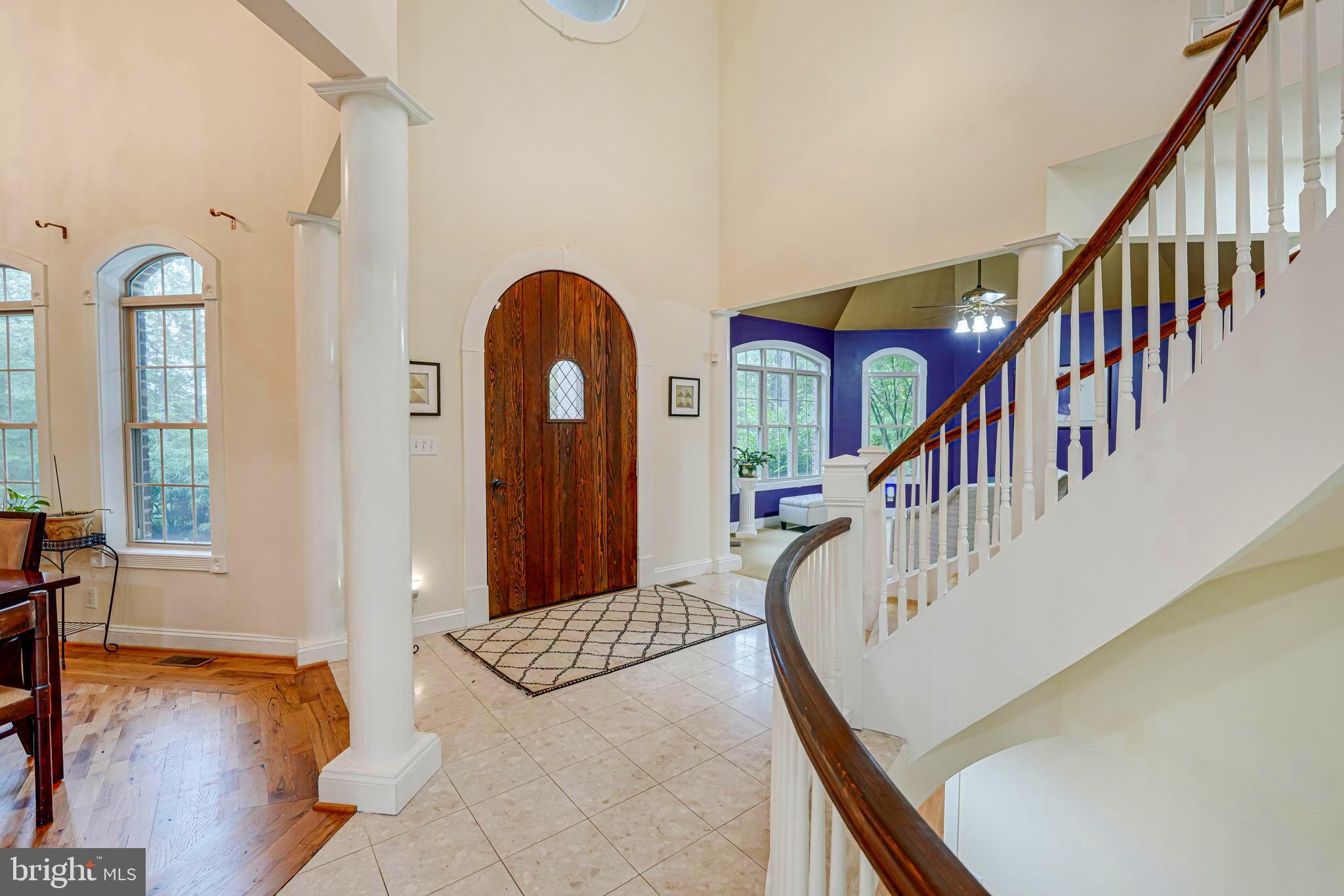 SEVEN LAKES - Residential