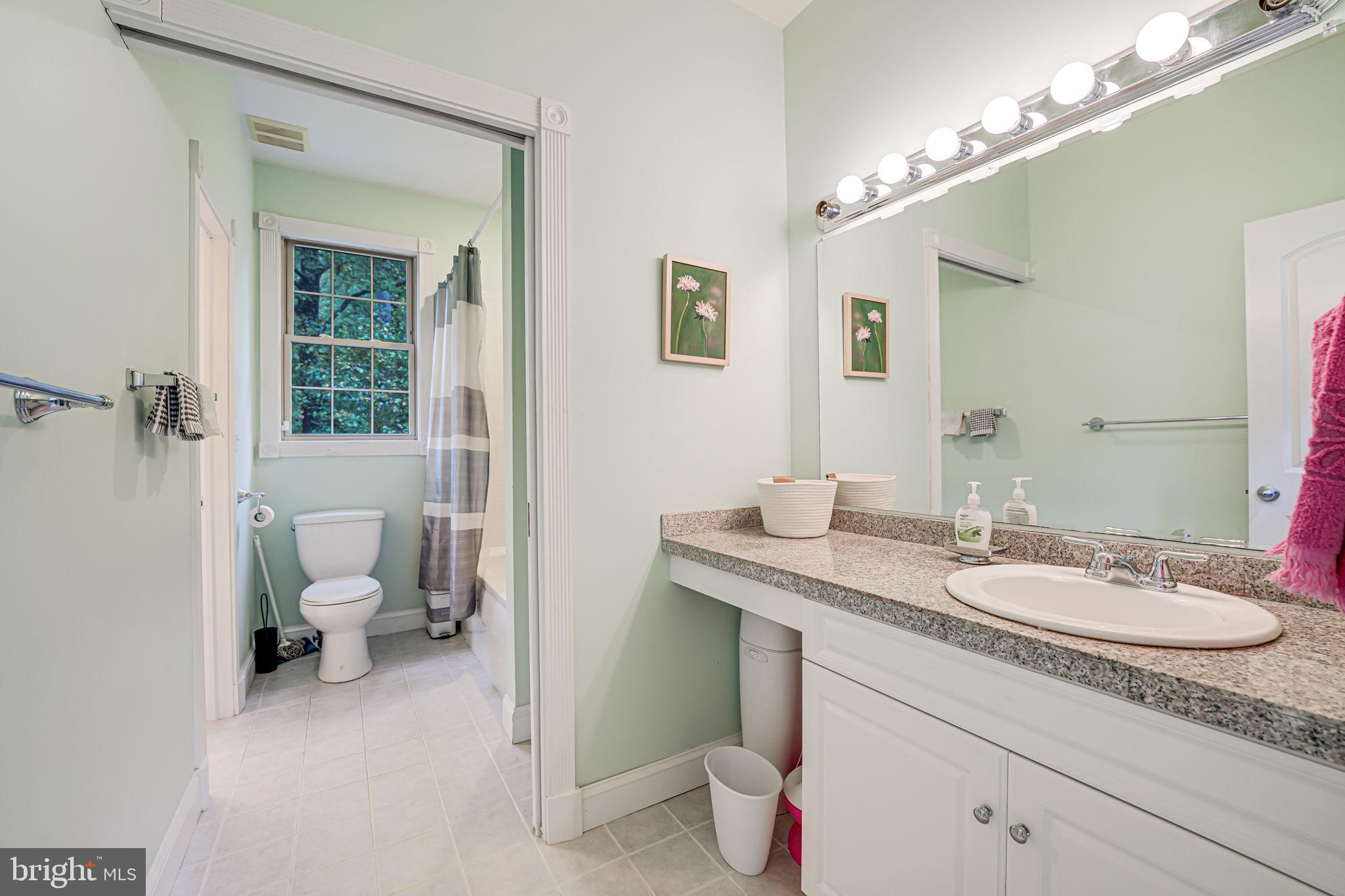 SEVEN LAKES - Residential