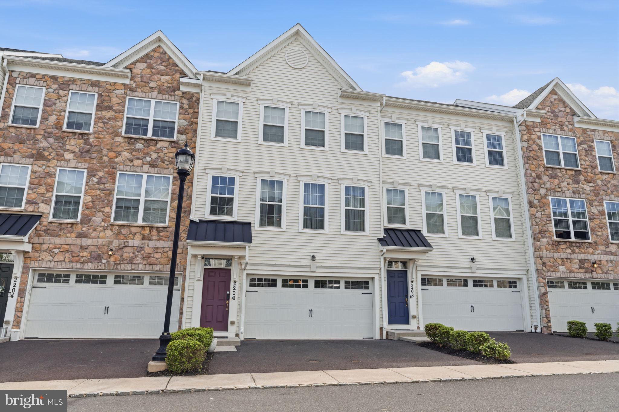 HIGH GROVE - Residential