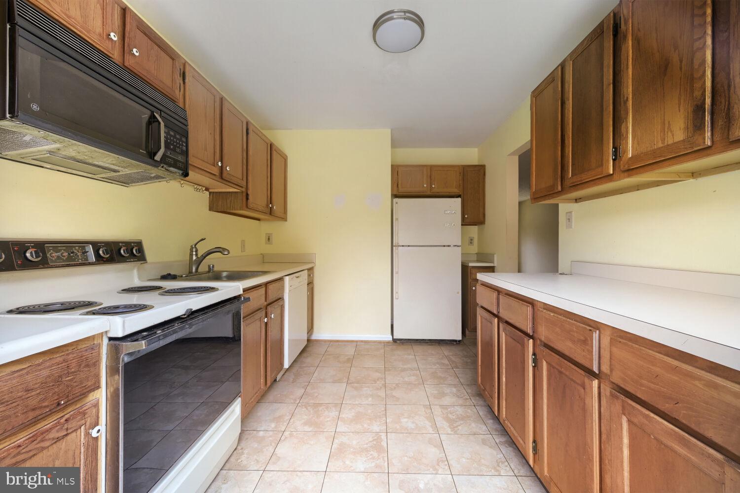 GREENBRIER HILLS - Residential