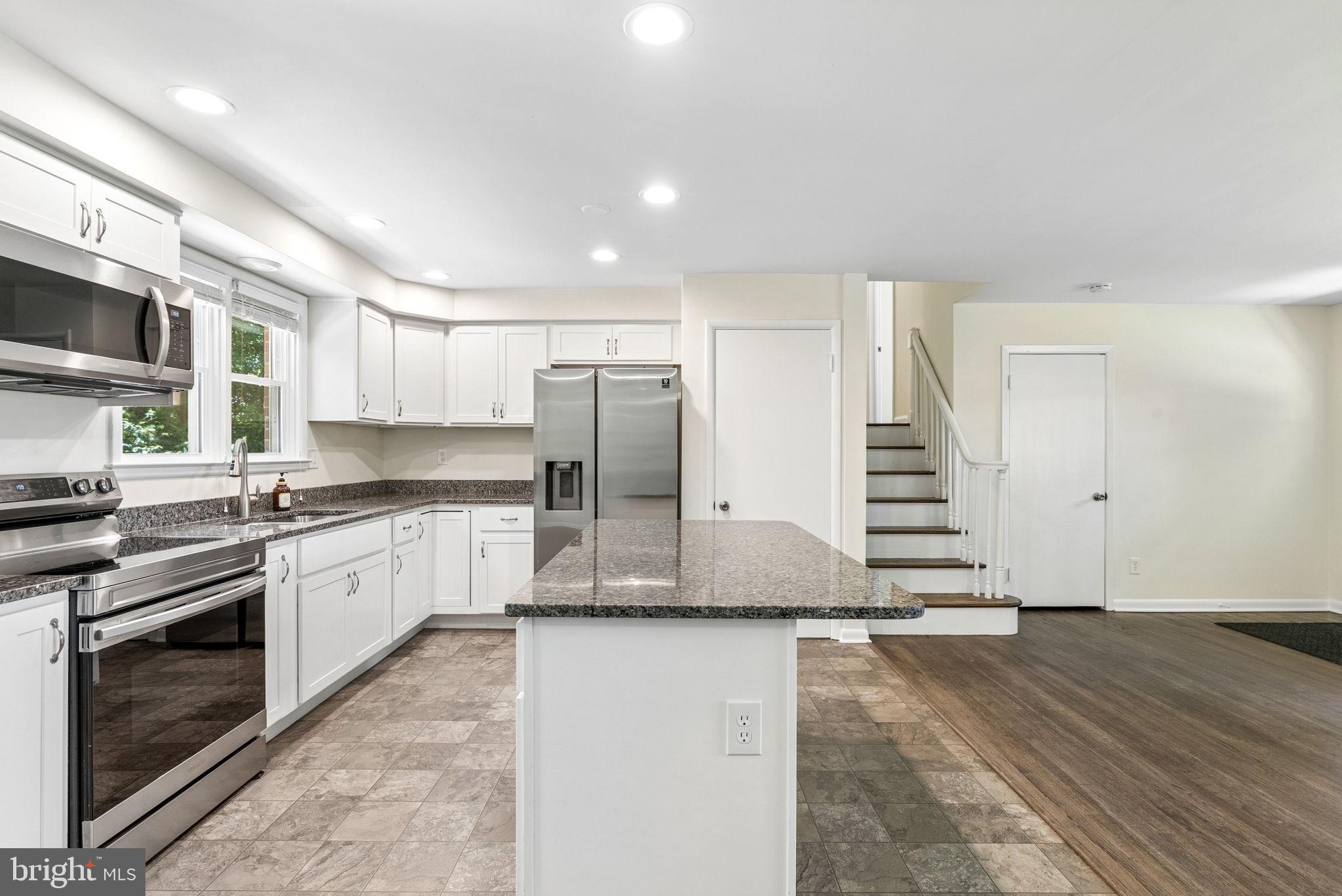 HAMPTON - Residential