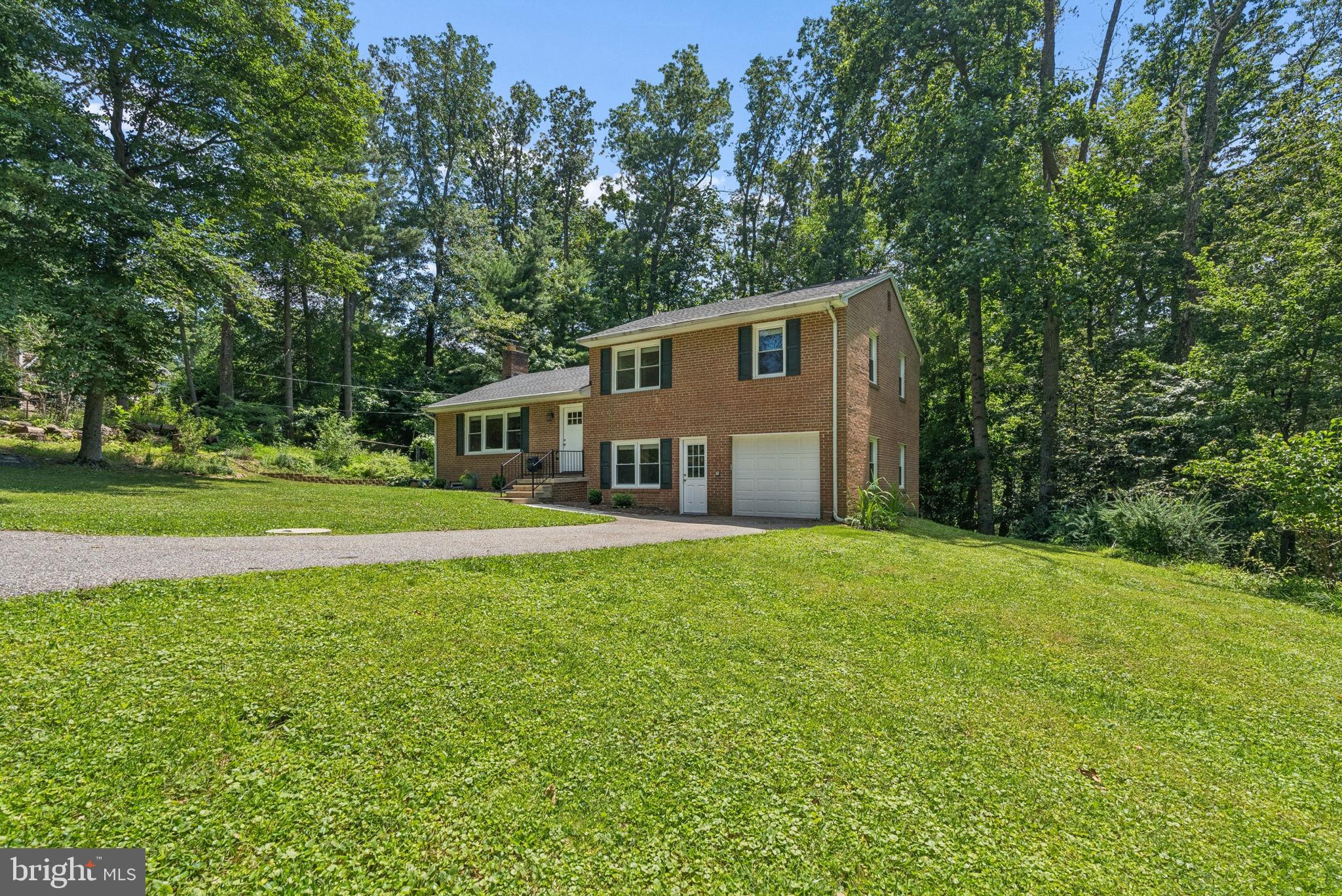 HAMPTON - Residential