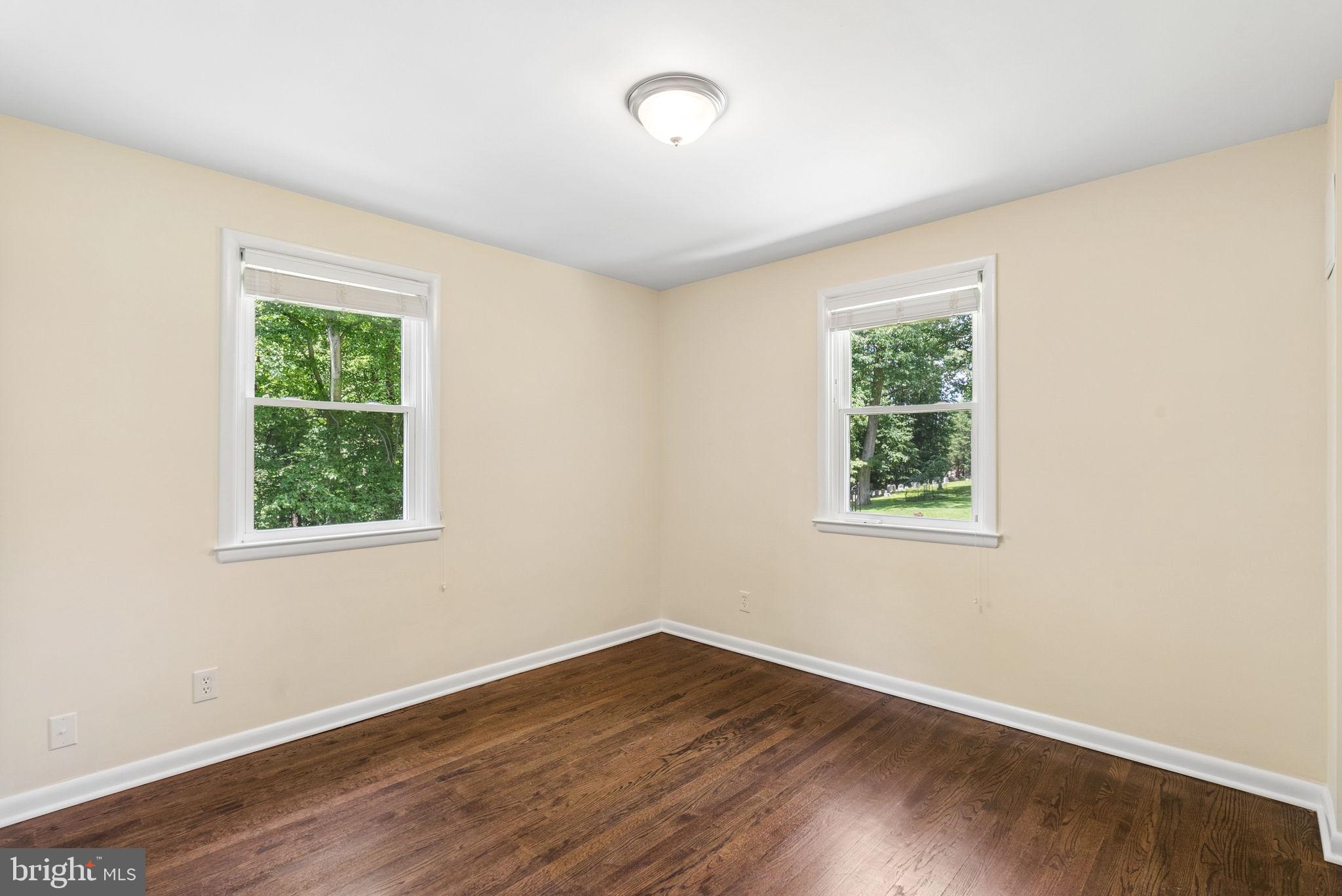 HAMPTON - Residential