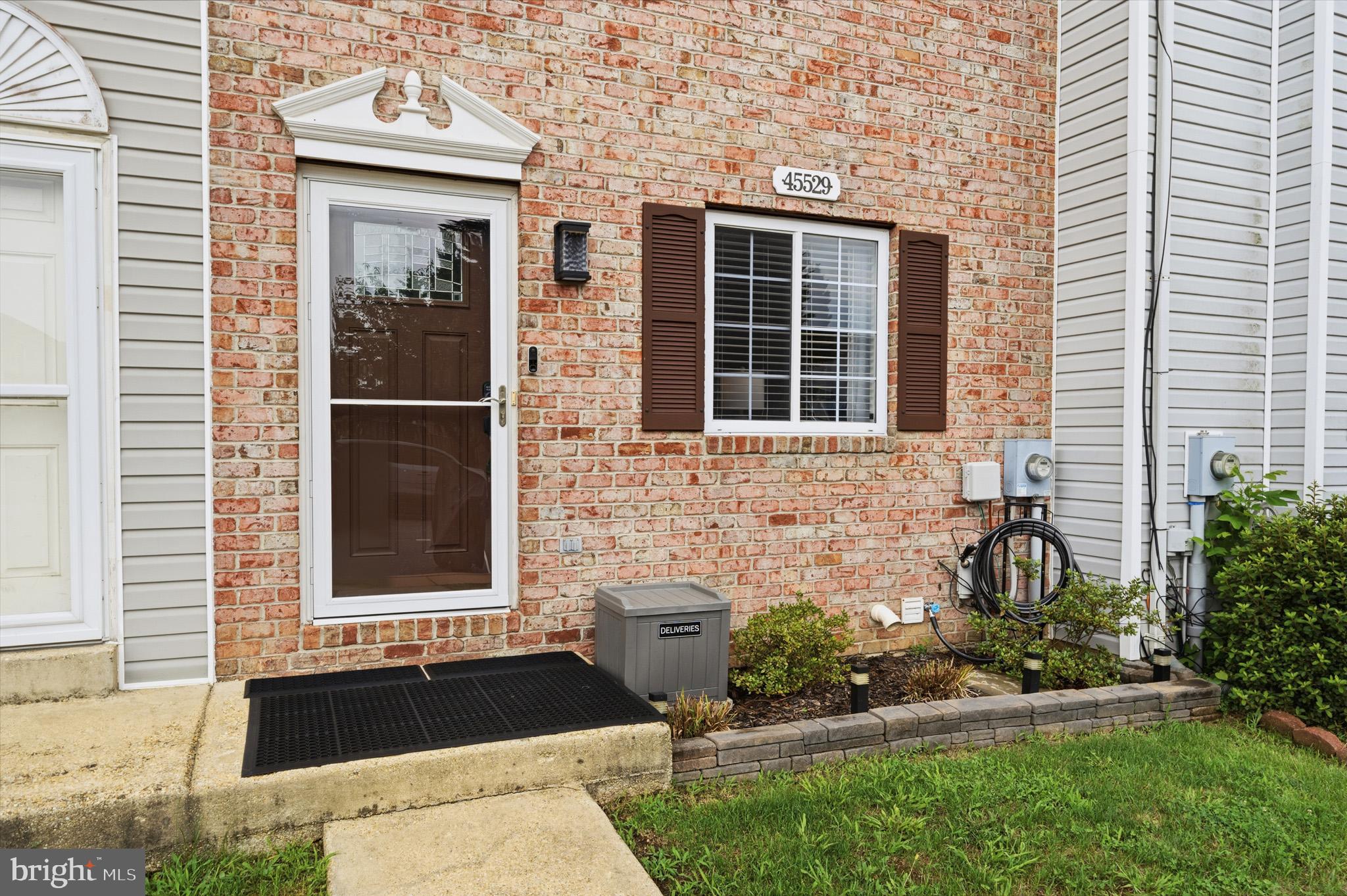 HICKORY HILLS - Residential