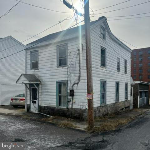 Bring this 3 bed detached home back to life.  Spacious with enough room to put a half bath and laundry area on the first floor.  This home has 3 bedrooms and one full bath.