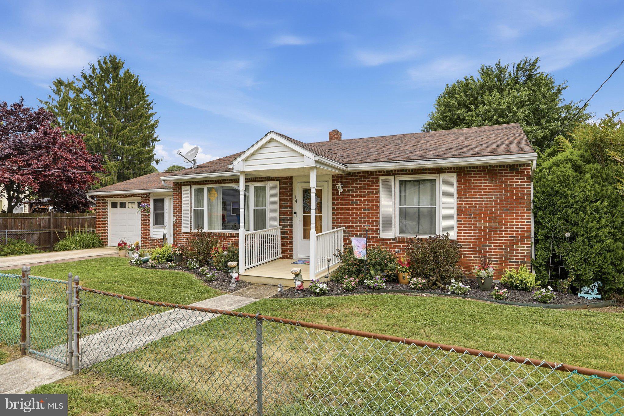FUNKSTOWN - Residential