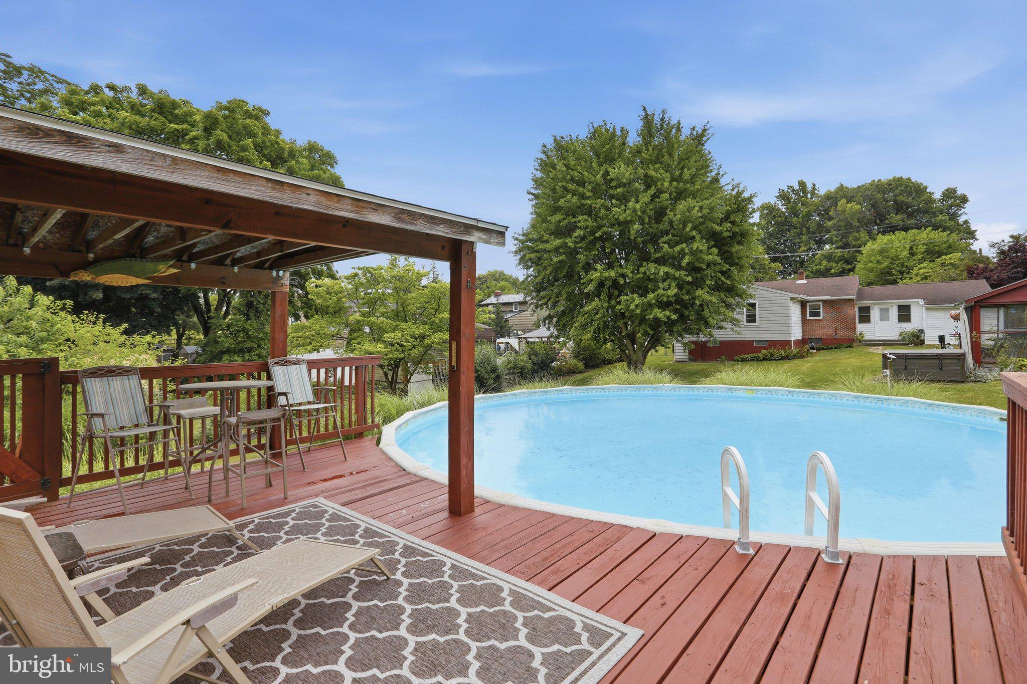 FUNKSTOWN - Residential