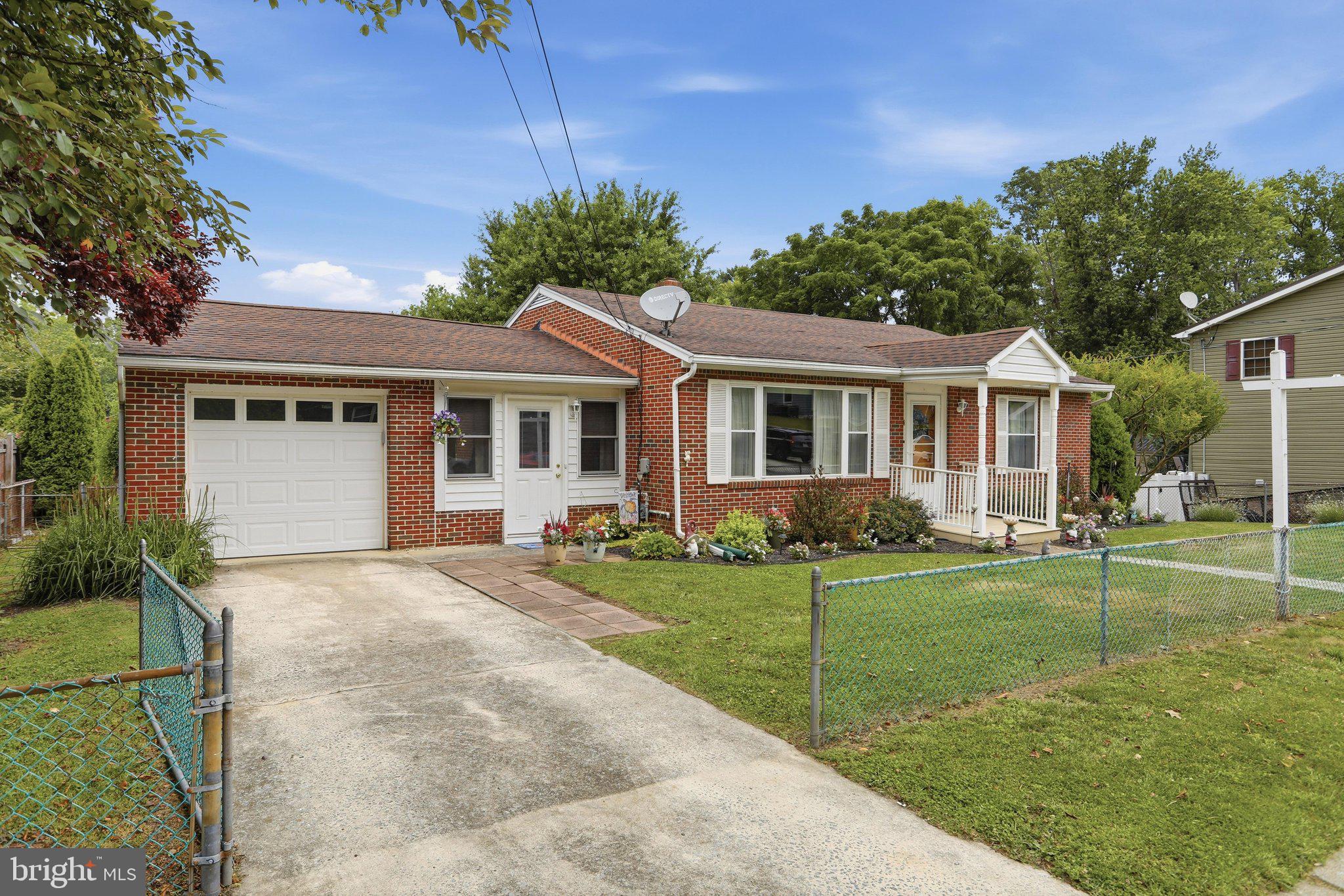 FUNKSTOWN - Residential