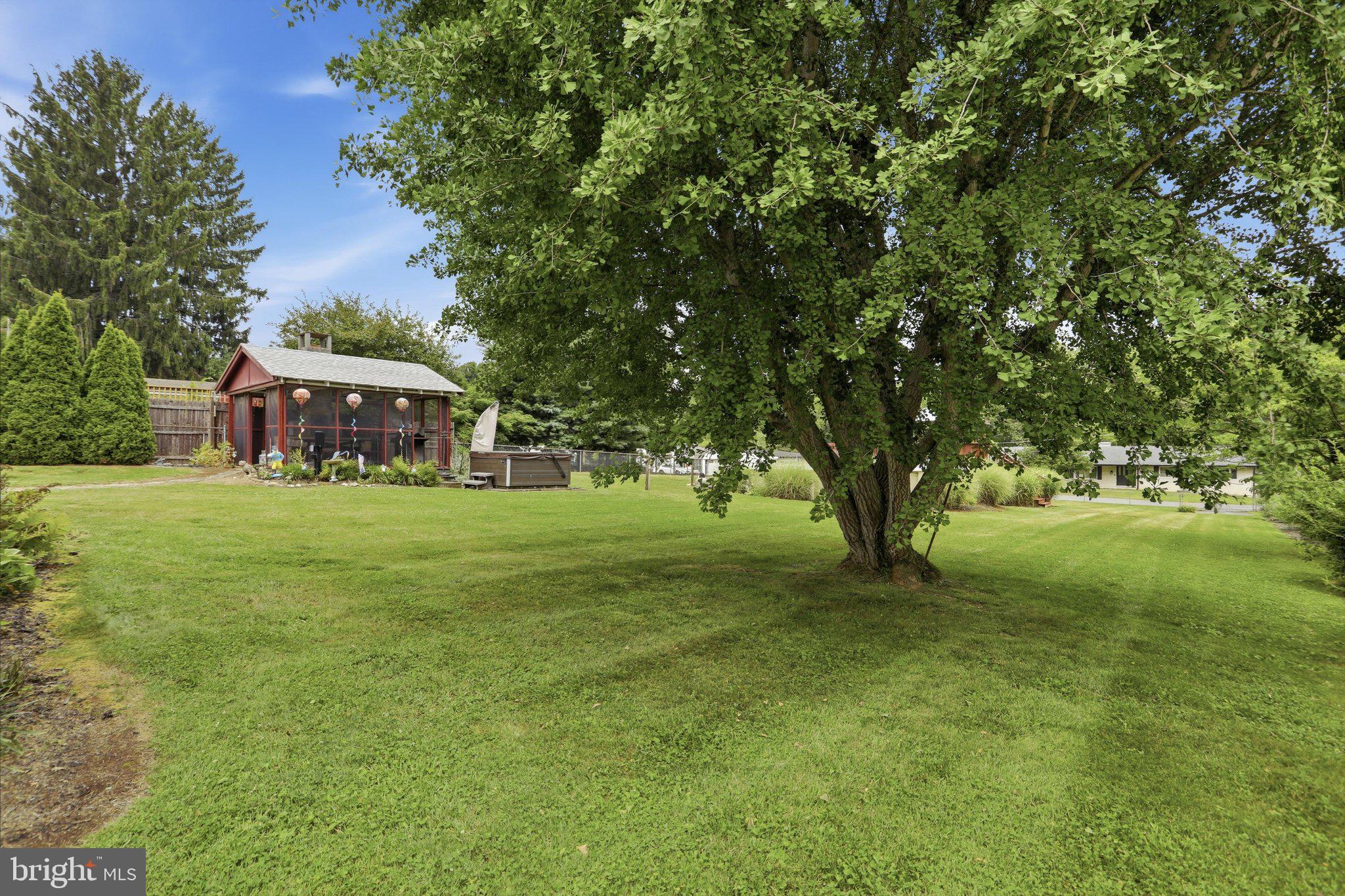 FUNKSTOWN - Residential