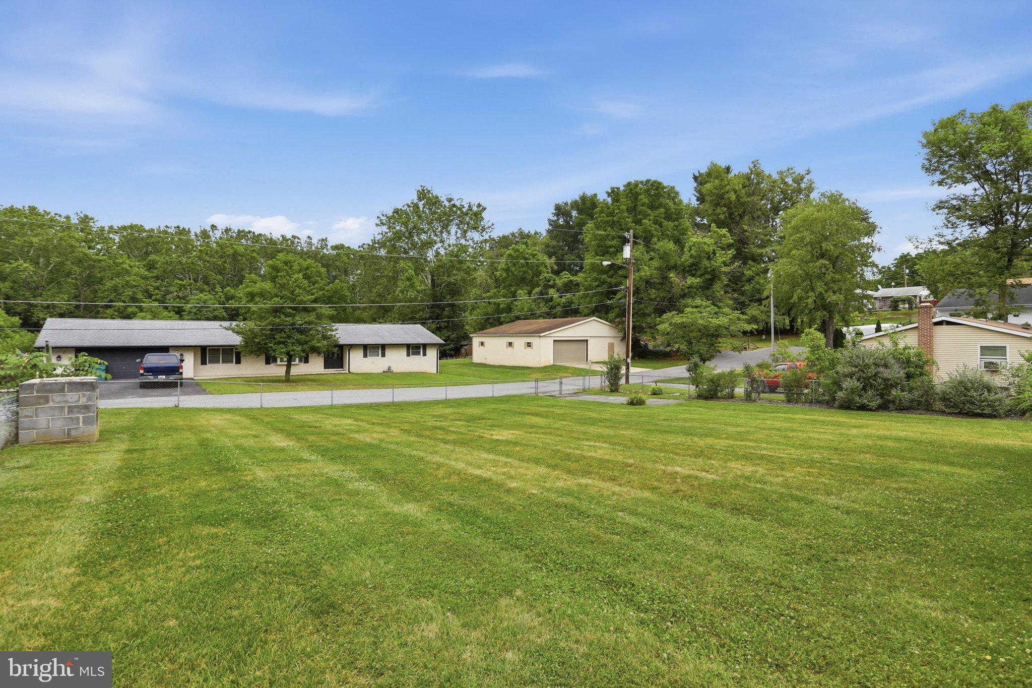 FUNKSTOWN - Residential