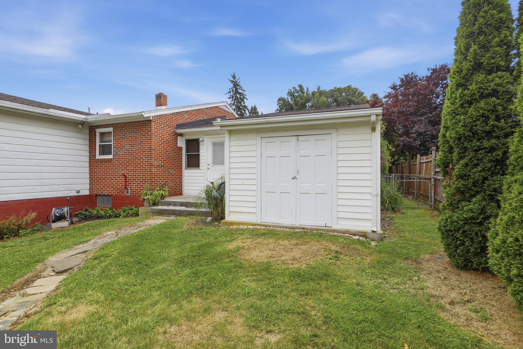 FUNKSTOWN - Residential