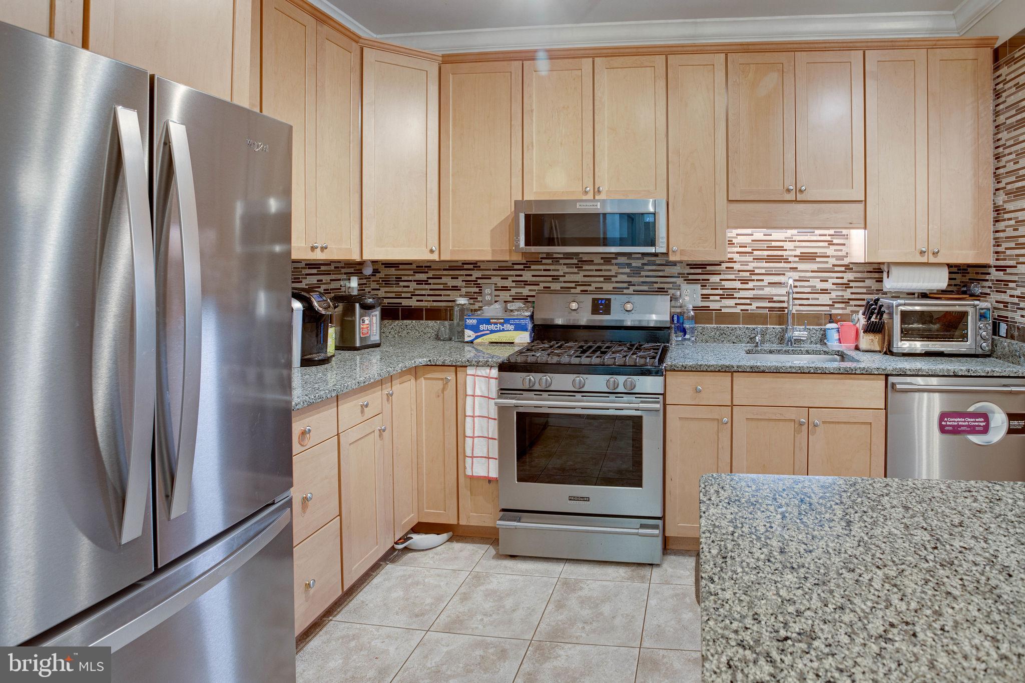 FAIRFAX RIDGE CONDOS - Residential Lease