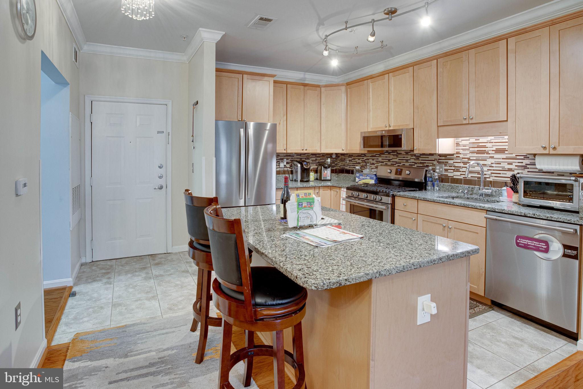FAIRFAX RIDGE CONDOS - Residential Lease