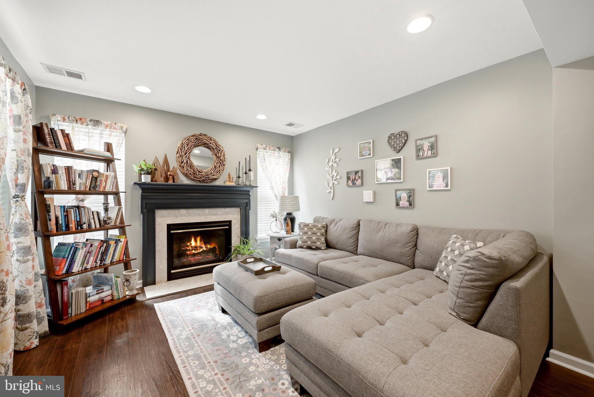 STEPHENS LANDING - Residential