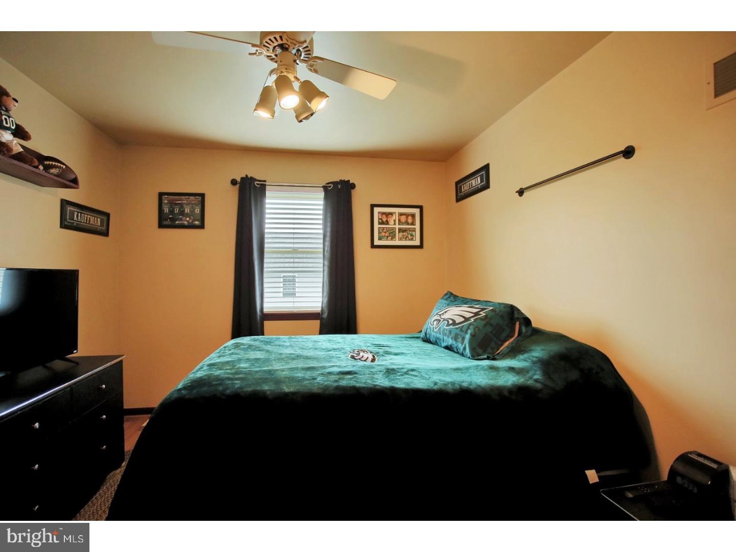 HEATHER KNOLL - Residential