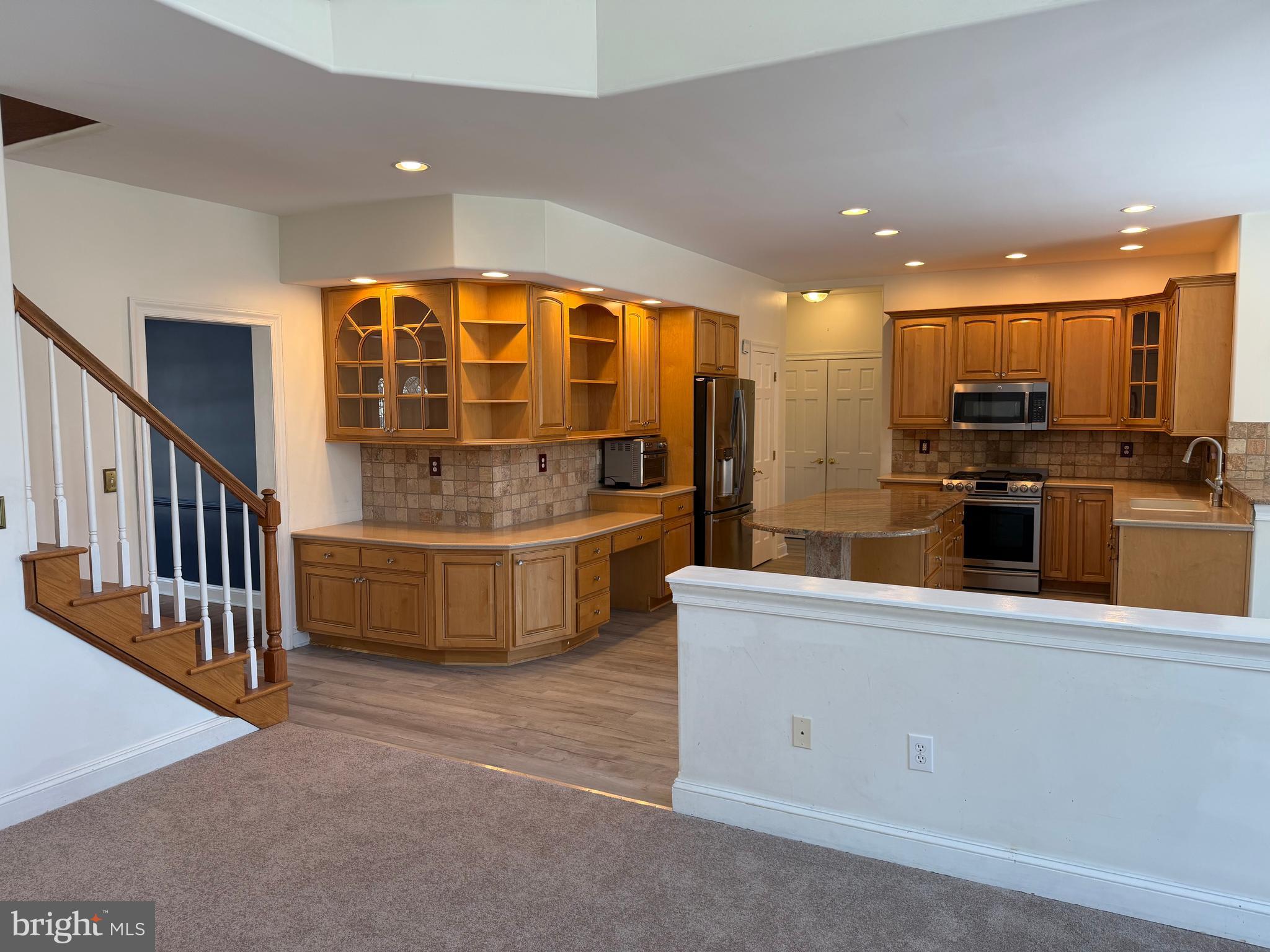 NOB HILL - Residential