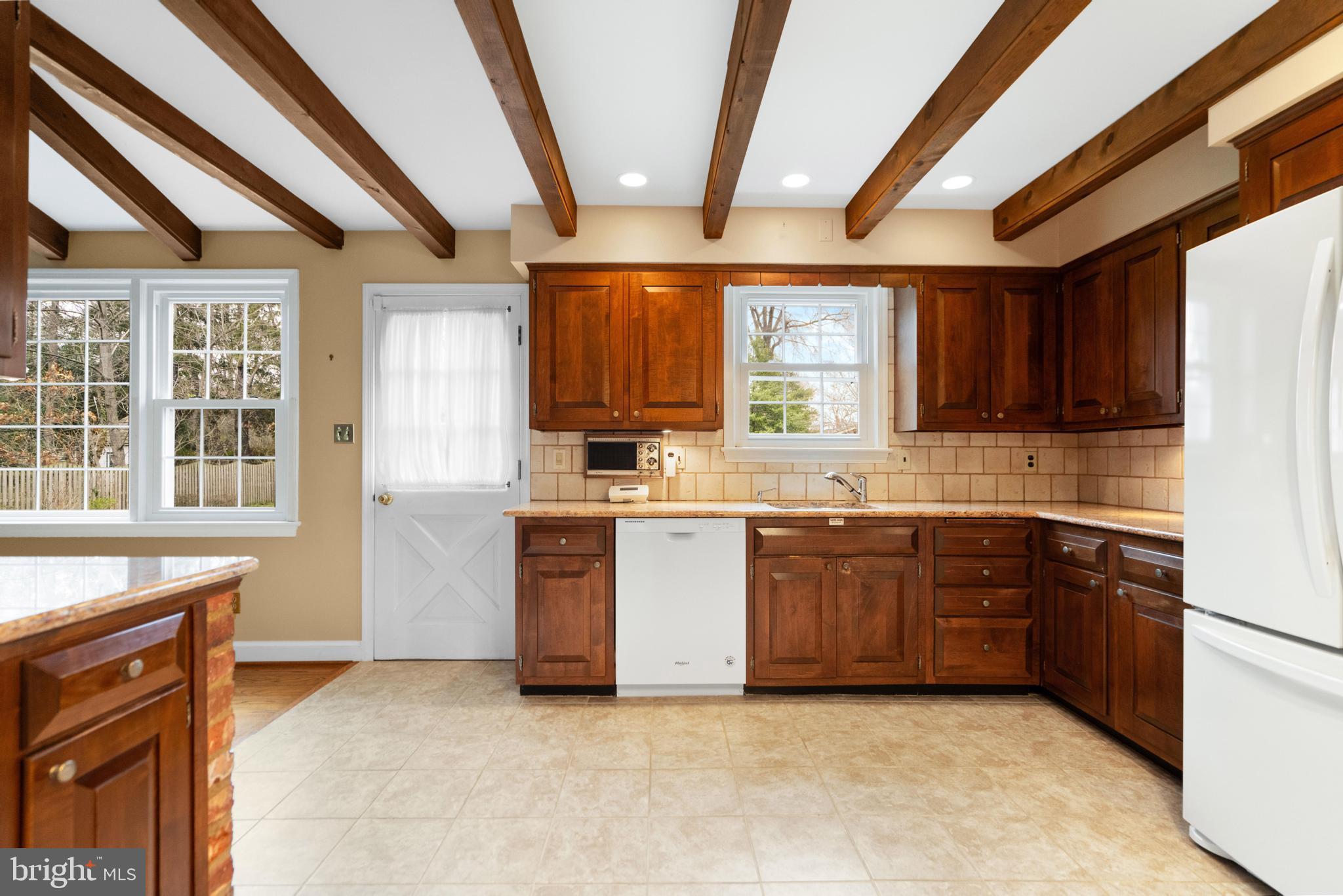 WILTON WOODS - Residential