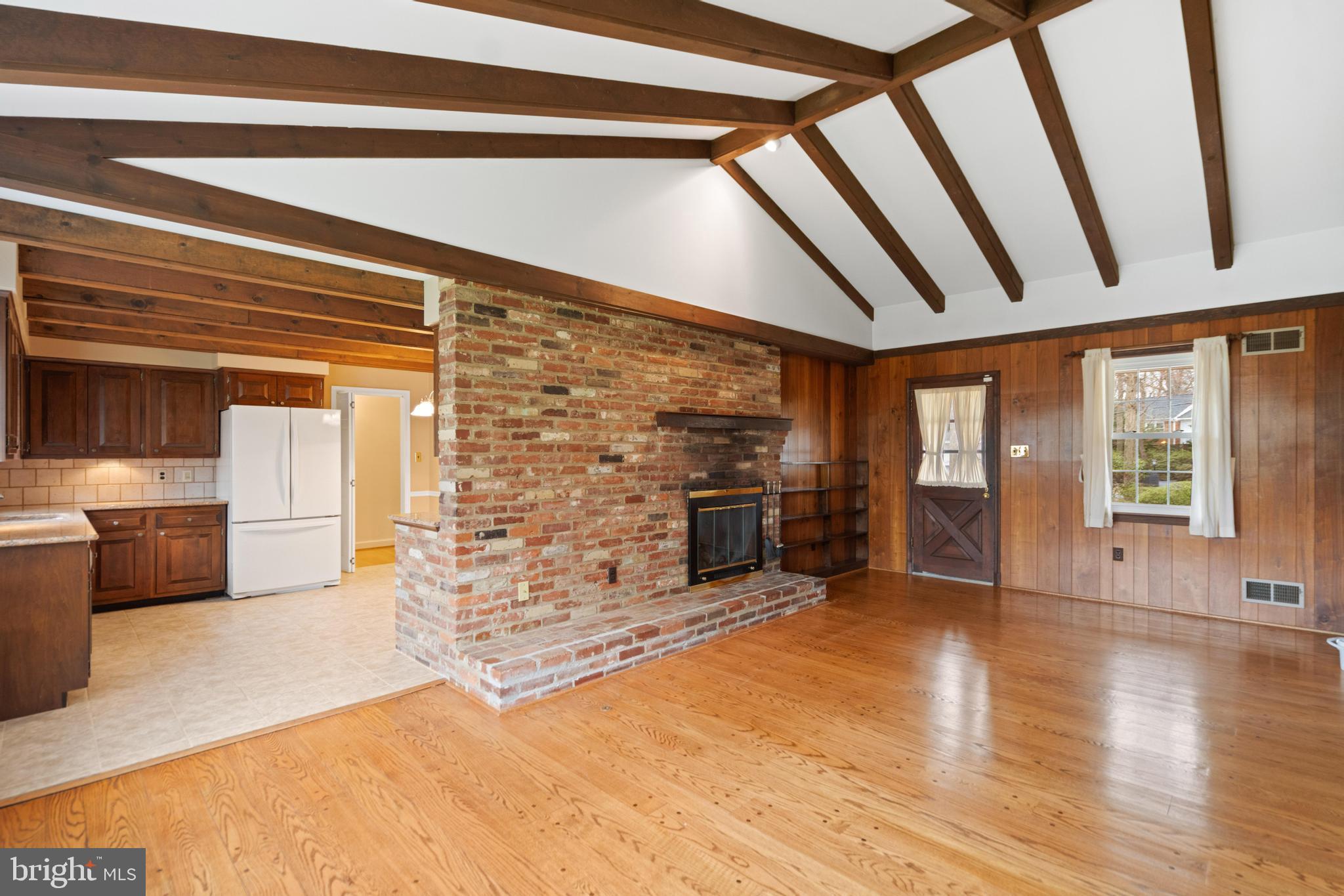 WILTON WOODS - Residential