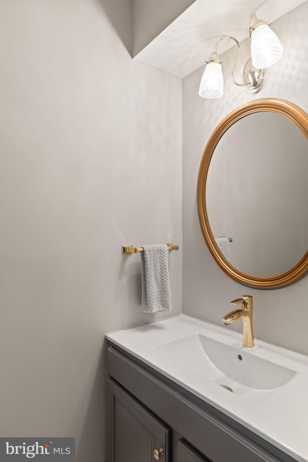 LIFESTYLE AT SULLY STATION - Residential