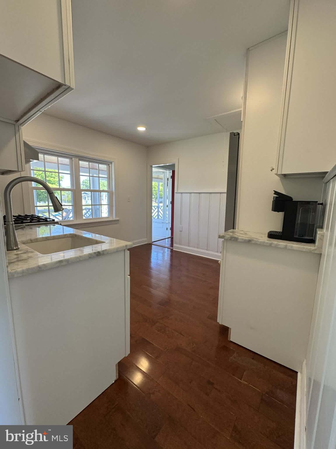 WEST VIEW SHORES - Residential