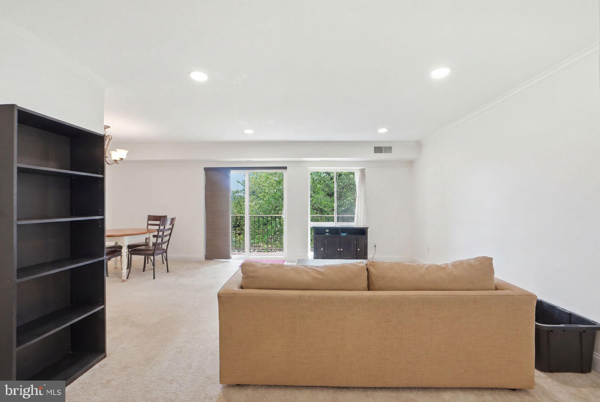 EDSALL BLUFF - Residential