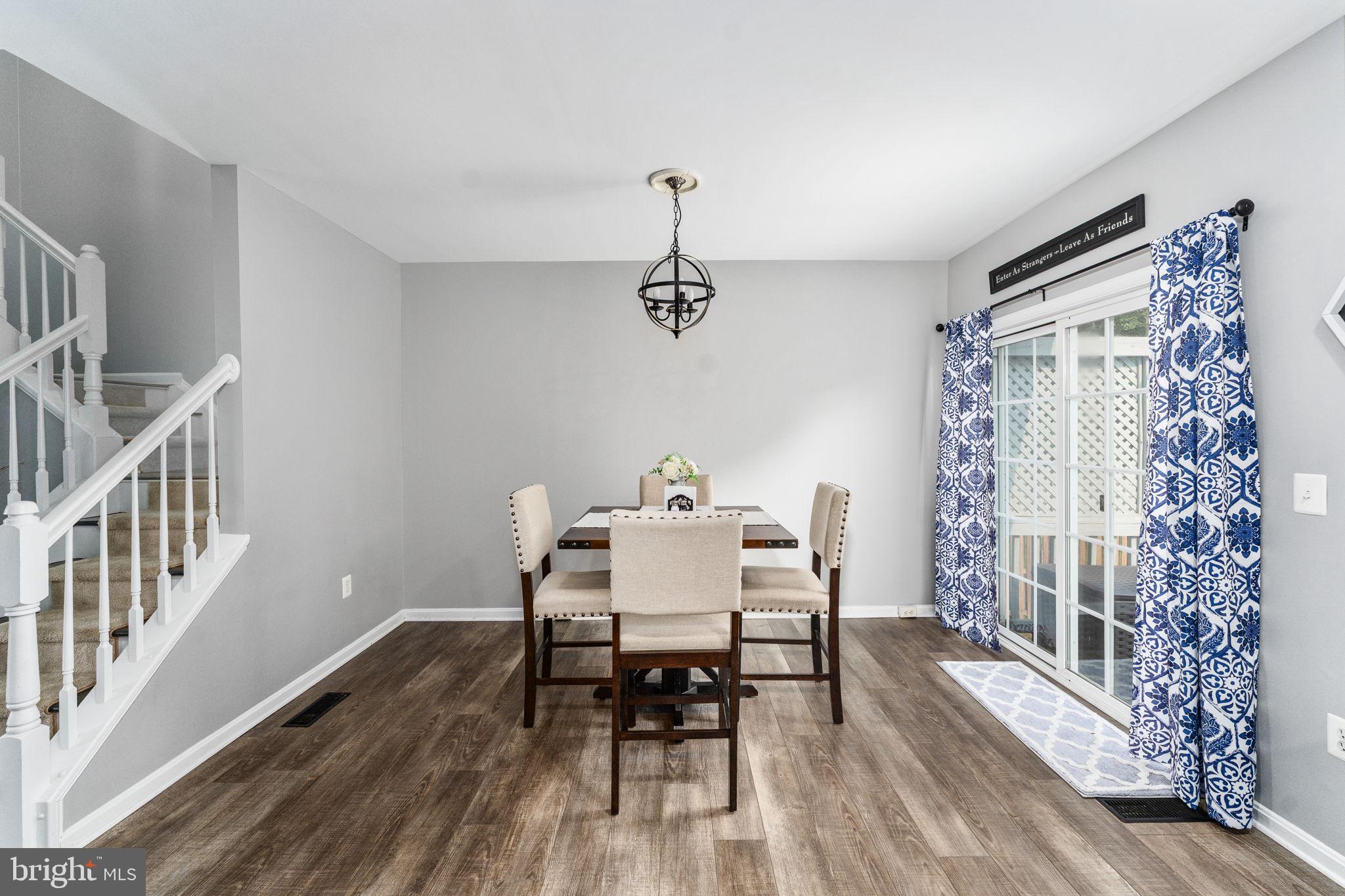 AZALEA WOODS - Residential