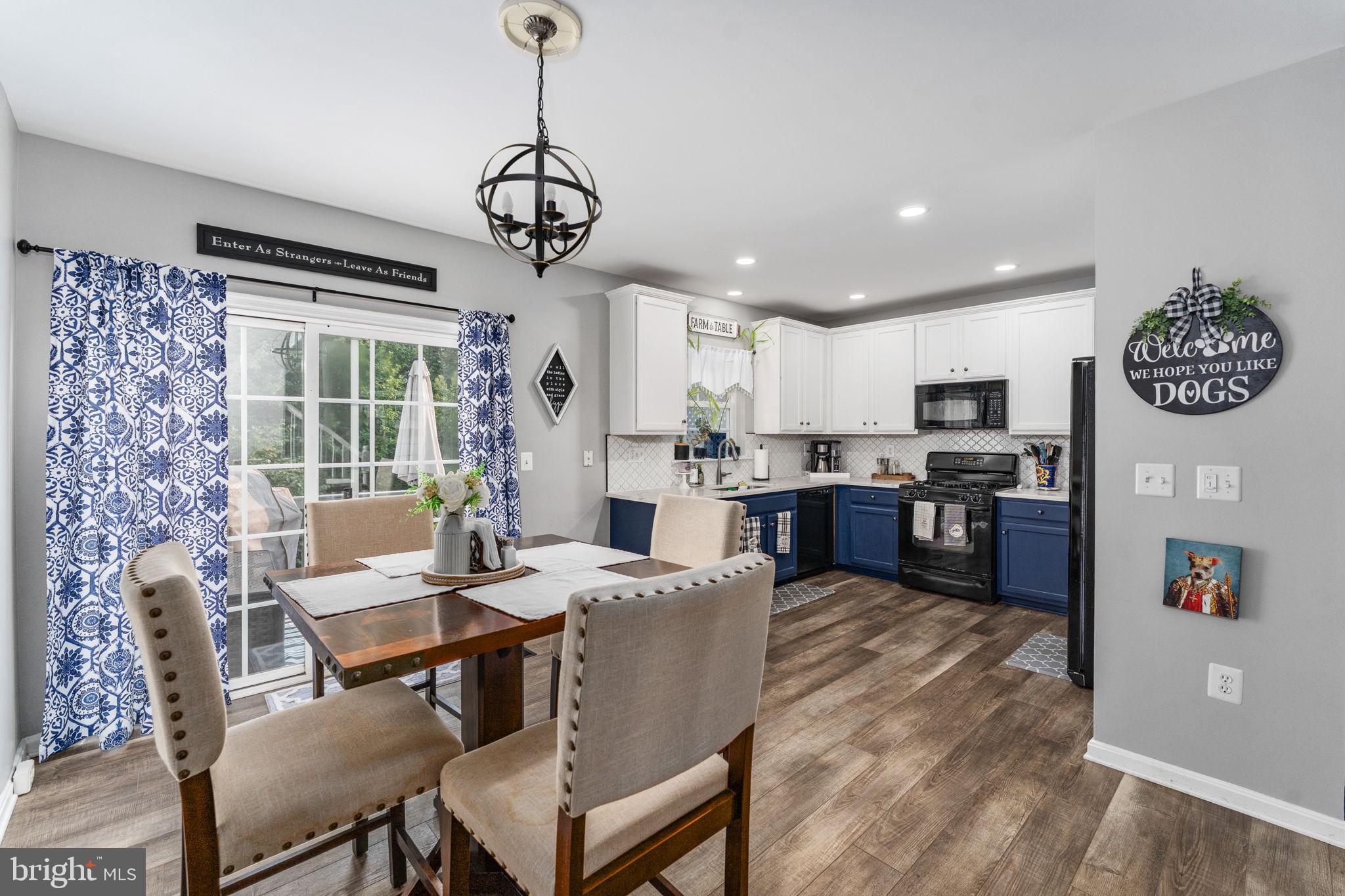 AZALEA WOODS - Residential