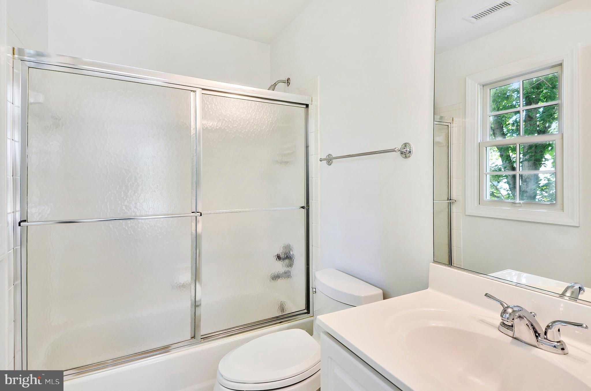 CARDEROCK SPRINGS - Residential