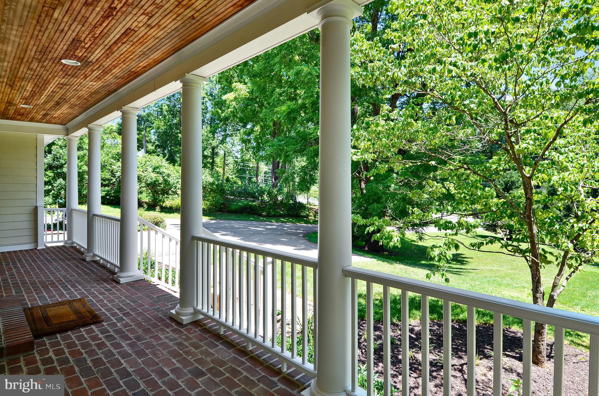 CARDEROCK SPRINGS - Residential